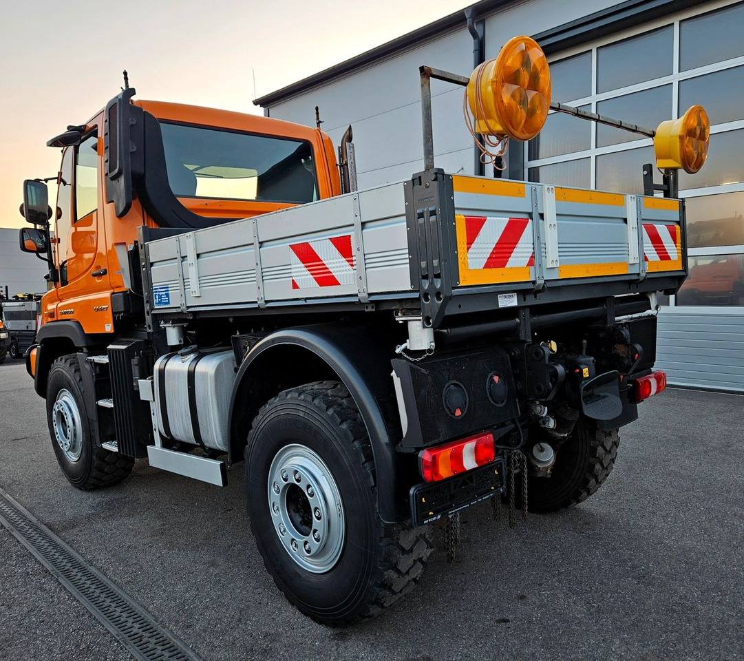 Unimog U427 UGE Euro6 VarioPilot Hydrostat - Billenőplatós teherautó: 3 kép. Unimog U427 UGE Euro6 VarioPilot Hydrostat - Billenőplatós teherautó: 3 kép.