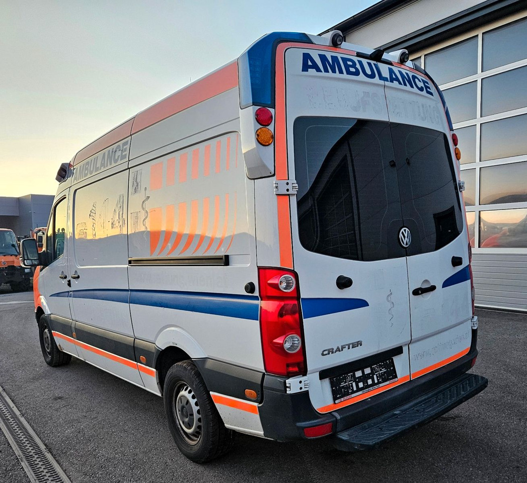 Volkswagen CRAFTER TDI Ambulance RTW L2H2 DLOUHY - Mentőautó: 3 kép. Volkswagen CRAFTER TDI Ambulance RTW L2H2 DLOUHY - Mentőautó: 3 kép.