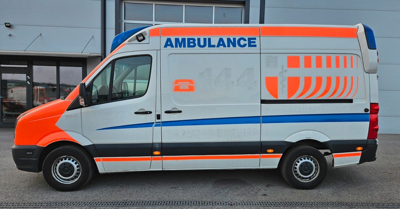 Volkswagen CRAFTER TDI Ambulance RTW L2H2 DLOUHY - Mentőautó: 2 kép. Volkswagen CRAFTER TDI Ambulance RTW L2H2 DLOUHY - Mentőautó: 2 kép.