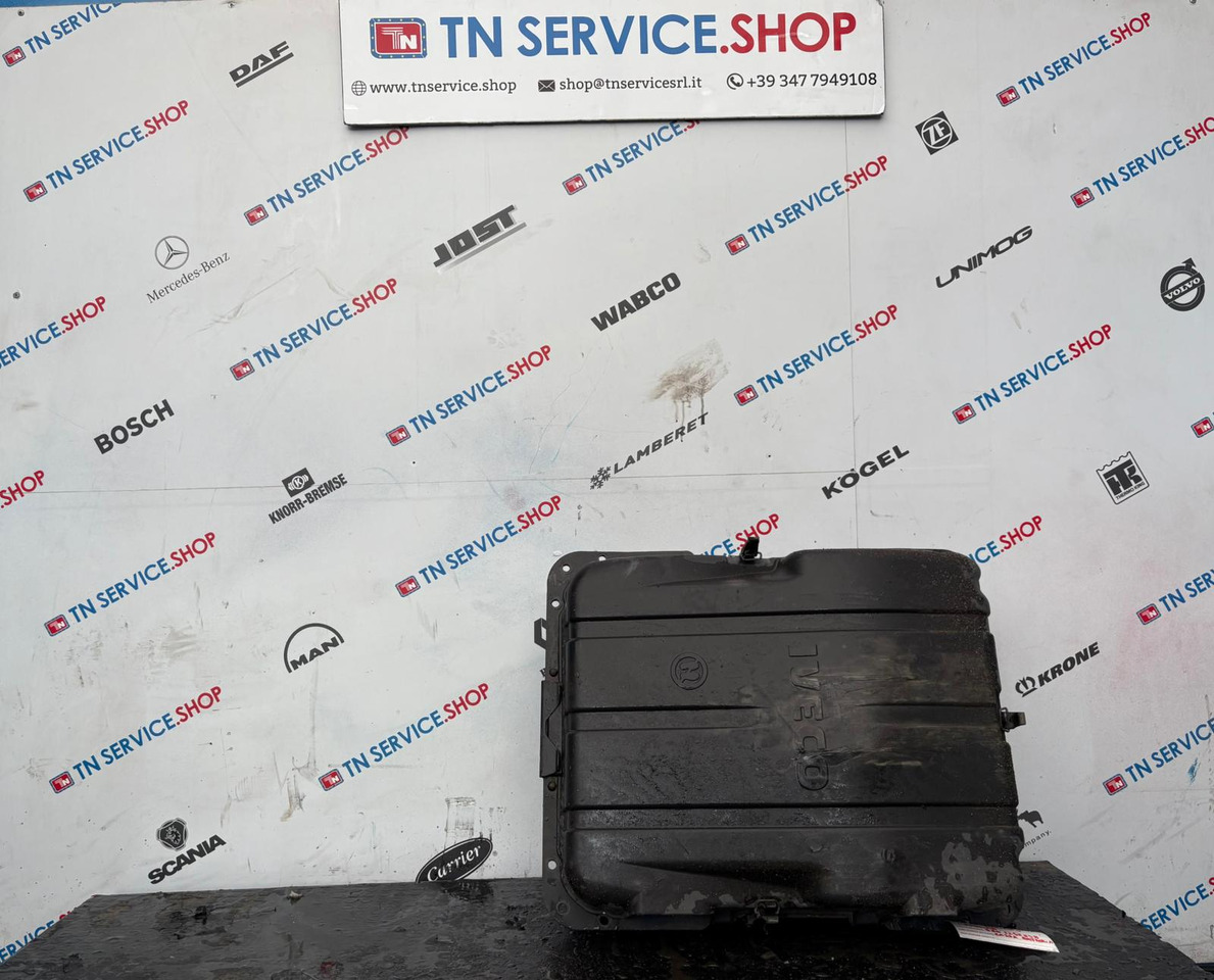Cassetta batteria Iveco - Akkumulátor - Teherautó: 2 kép. Cassetta batteria Iveco - Akkumulátor - Teherautó: 2 kép.