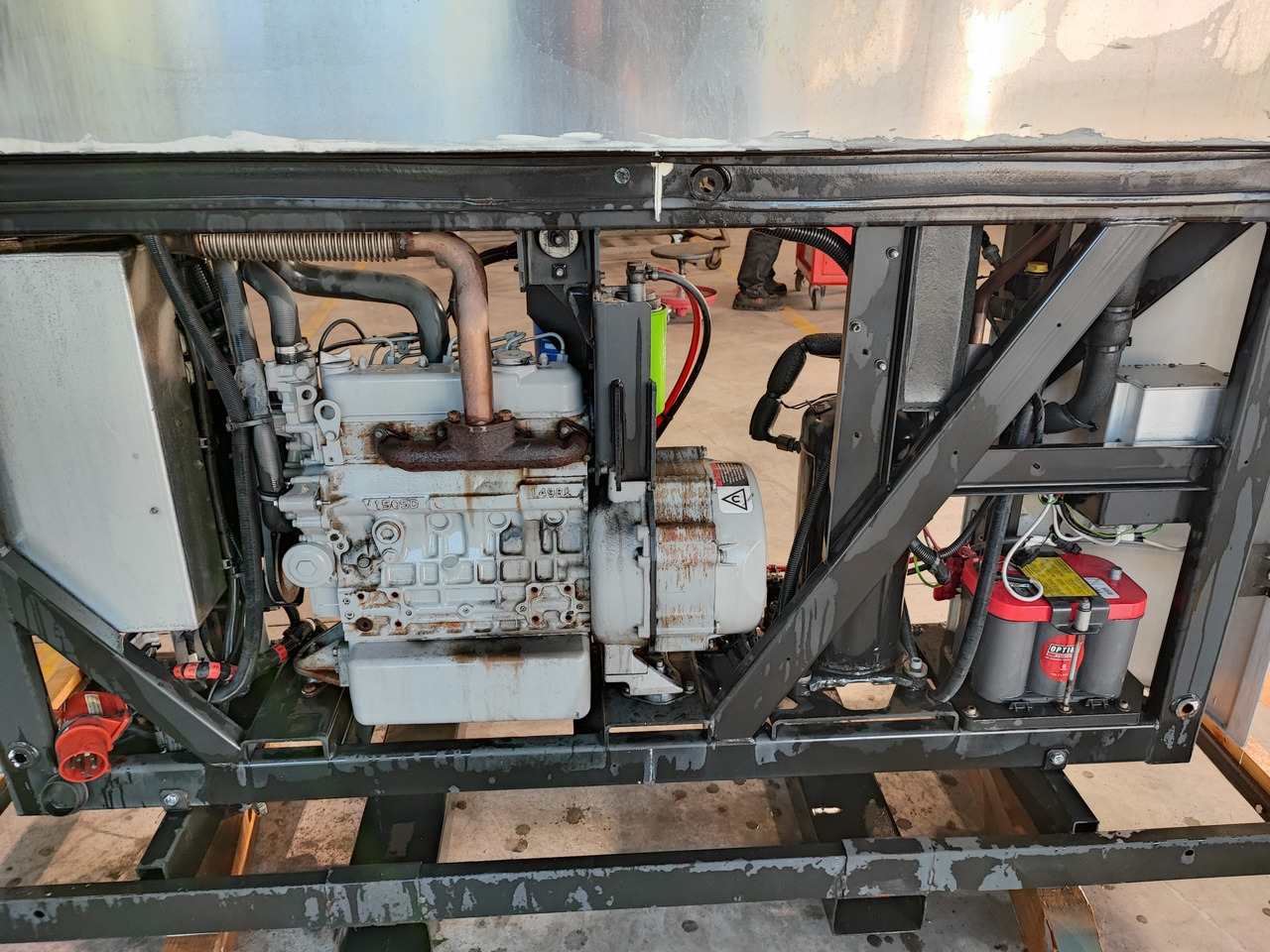 Motore Frigo Carrier Vector 1550 - Hűtőegység: 3 kép. Motore Frigo Carrier Vector 1550 - Hűtőegység: 3 kép.