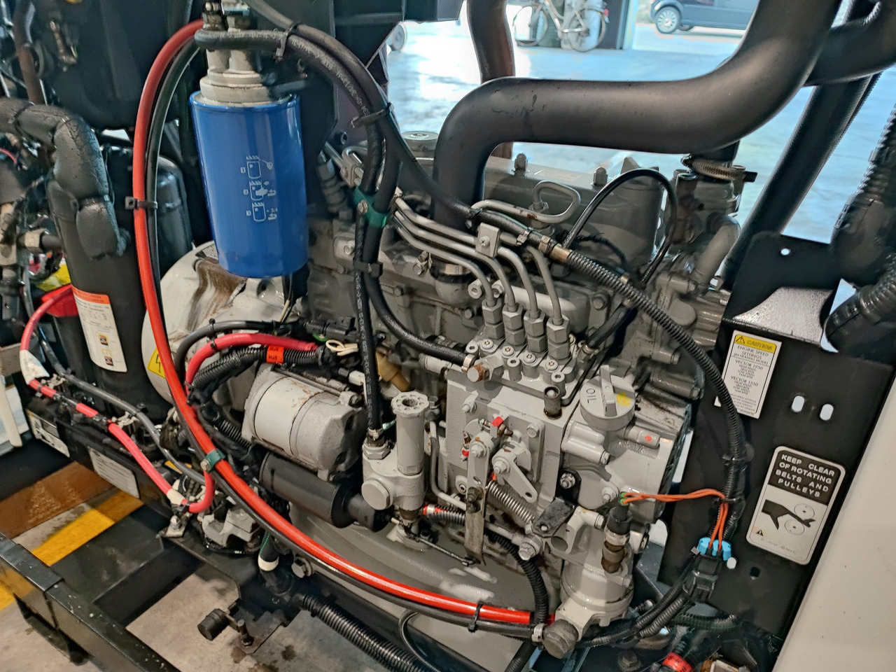 Motore Frigo Carrier Vector 1550 - Hűtőegység: 4 kép. Motore Frigo Carrier Vector 1550 - Hűtőegység: 4 kép.