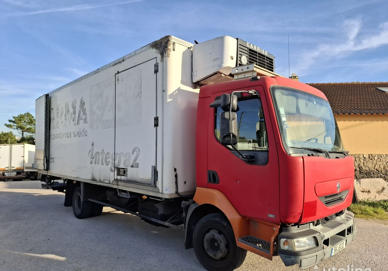 Renault MT 180.12 - Hűtős teherautó: 1 kép. Renault MT 180.12 - Hűtős teherautó: 1 kép.