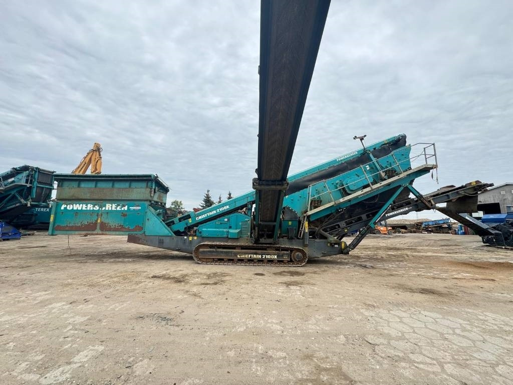 PowerScreen Chieftain 2100 X - Osztályozó berendezés: 1 kép. PowerScreen Chieftain 2100 X - Osztályozó berendezés: 1 kép.