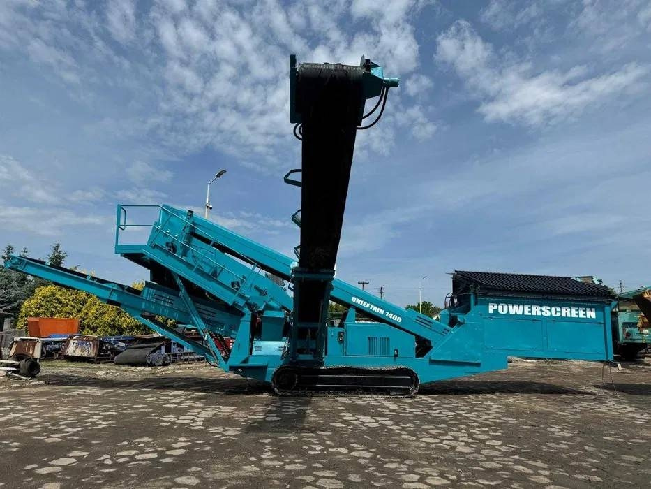 Przesiewacz Powerscreen Chieftain 1400 - Osztályozó berendezés: 1 kép. Przesiewacz Powerscreen Chieftain 1400 - Osztályozó berendezés: 1 kép.