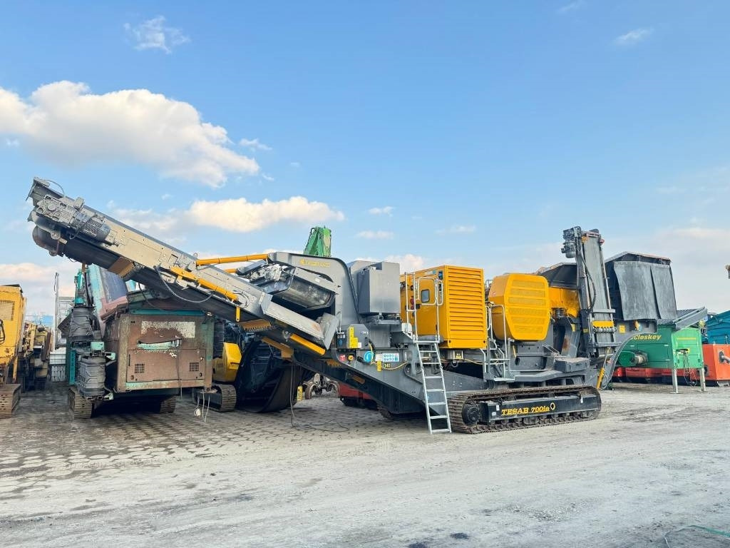 Tesab 700IE Mobile Jaw Crusher - Mobil törőgép: 3 kép. Tesab 700IE Mobile Jaw Crusher - Mobil törőgép: 3 kép.