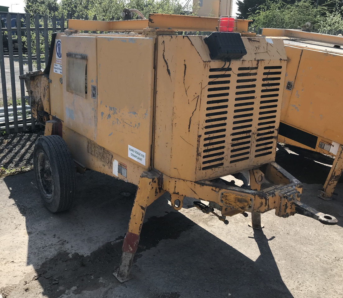 PUTZMEISTER 1005 - Stabil betonszivattyú: 1 kép. PUTZMEISTER 1005 - Stabil betonszivattyú: 1 kép.