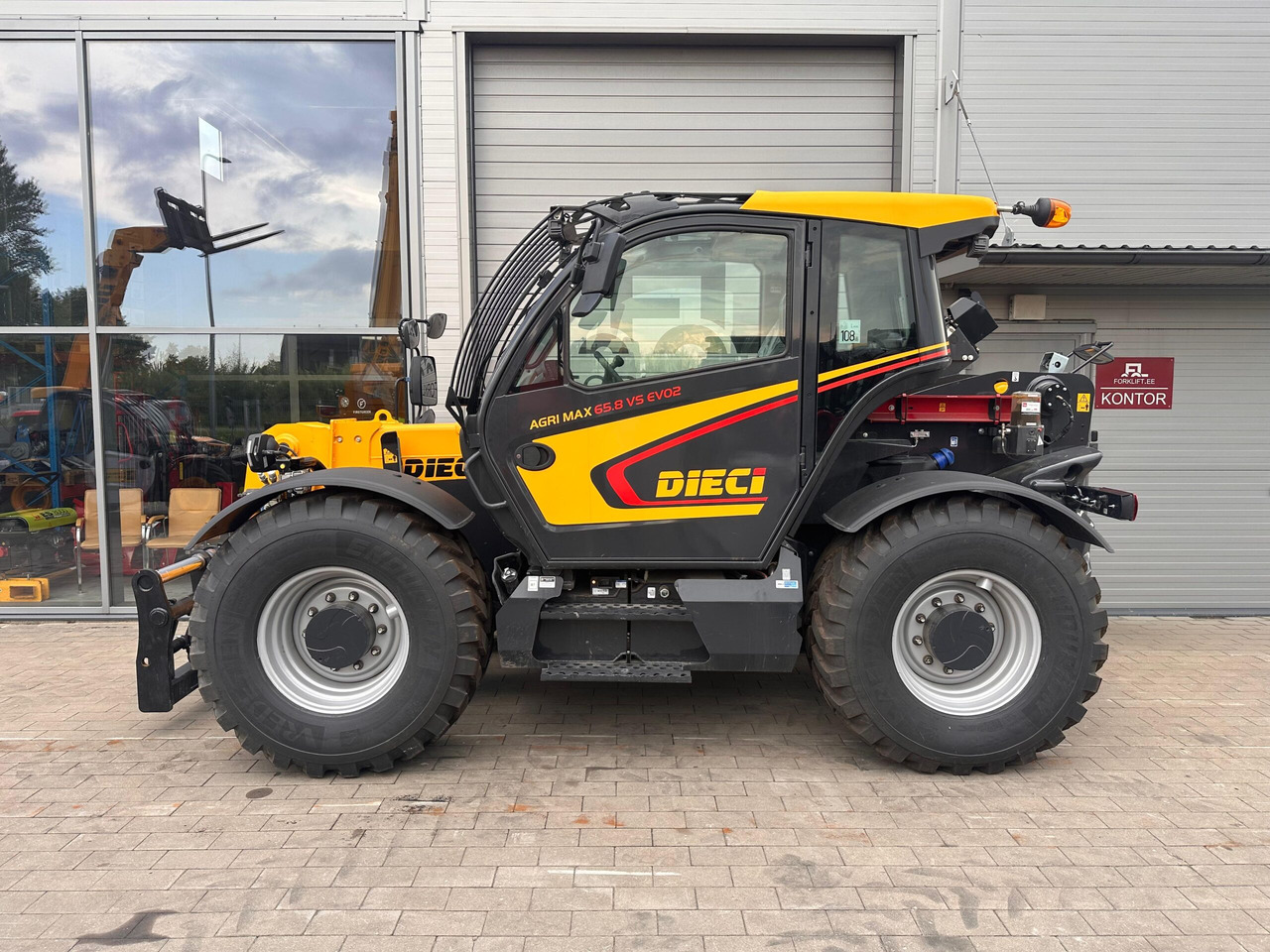 Dieci Agri Max 65.8 VS EVO2 - Teleszkópos rakodó: 2 kép. Dieci Agri Max 65.8 VS EVO2 - Teleszkópos rakodó: 2 kép.