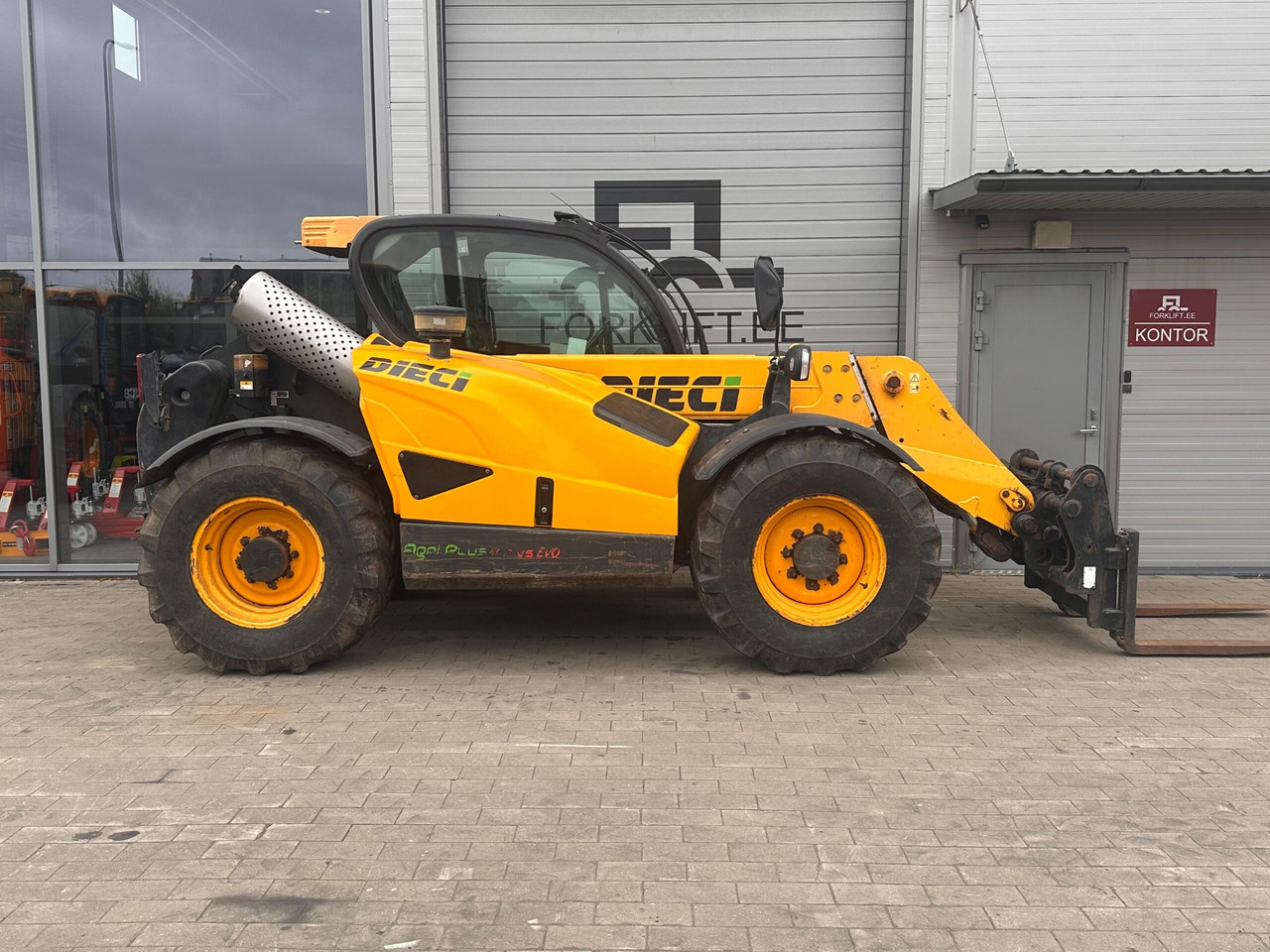 Dieci Agri Plus 40.7 VS EVO2 - Teleszkópos rakodó: 5 kép. Dieci Agri Plus 40.7 VS EVO2 - Teleszkópos rakodó: 5 kép.