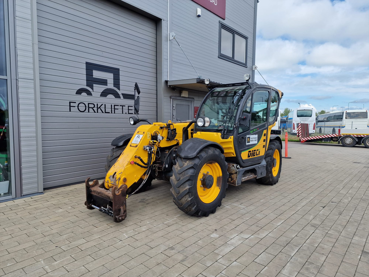 Dieci Agri Star 40.7 EVO2 - Teleszkópos rakodó: 1 kép. Dieci Agri Star 40.7 EVO2 - Teleszkópos rakodó: 1 kép.