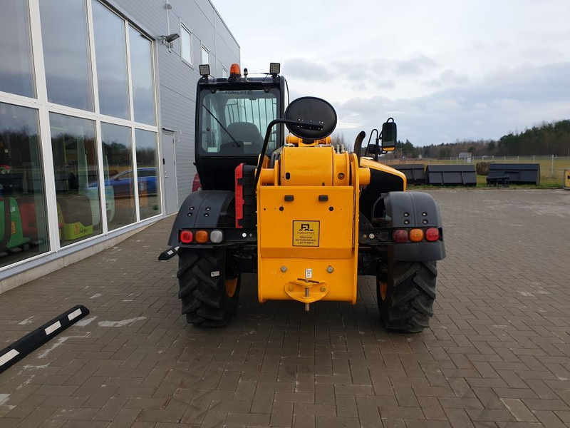 JCB JCB 535-125 - Teleszkópos rakodó: 4 kép. JCB JCB 535-125 - Teleszkópos rakodó: 4 kép.