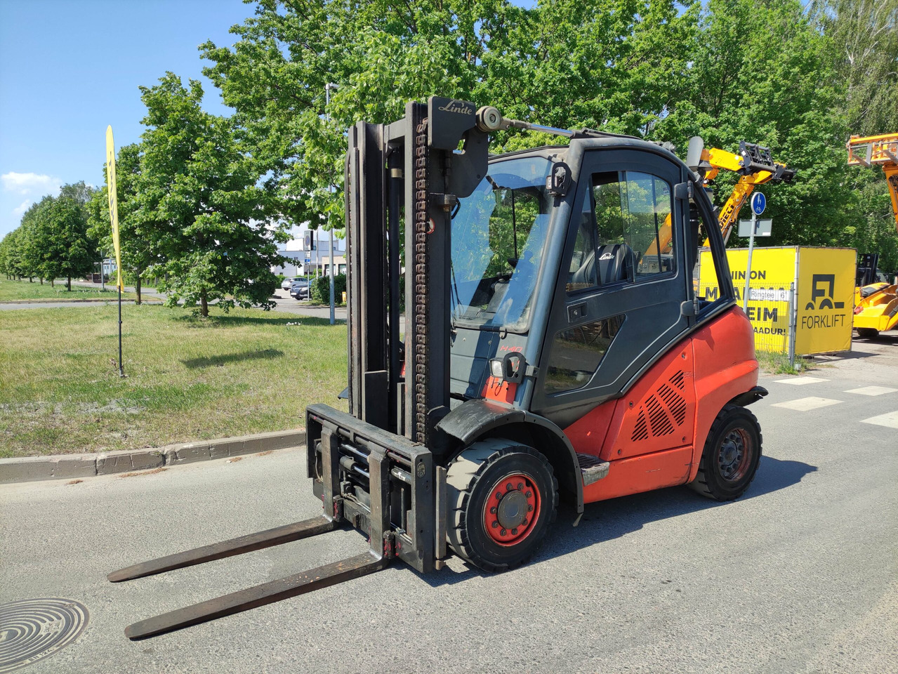 Linde H40D-01 - Dízel targonca: 4 kép. Linde H40D-01 - Dízel targonca: 4 kép.