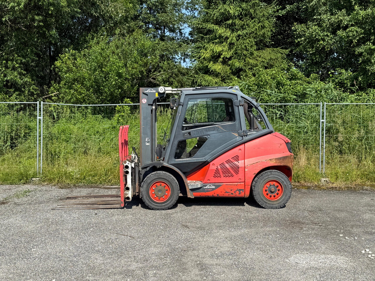 Linde H40D-02 - Dízel targonca: 2 kép. Linde H40D-02 - Dízel targonca: 2 kép.