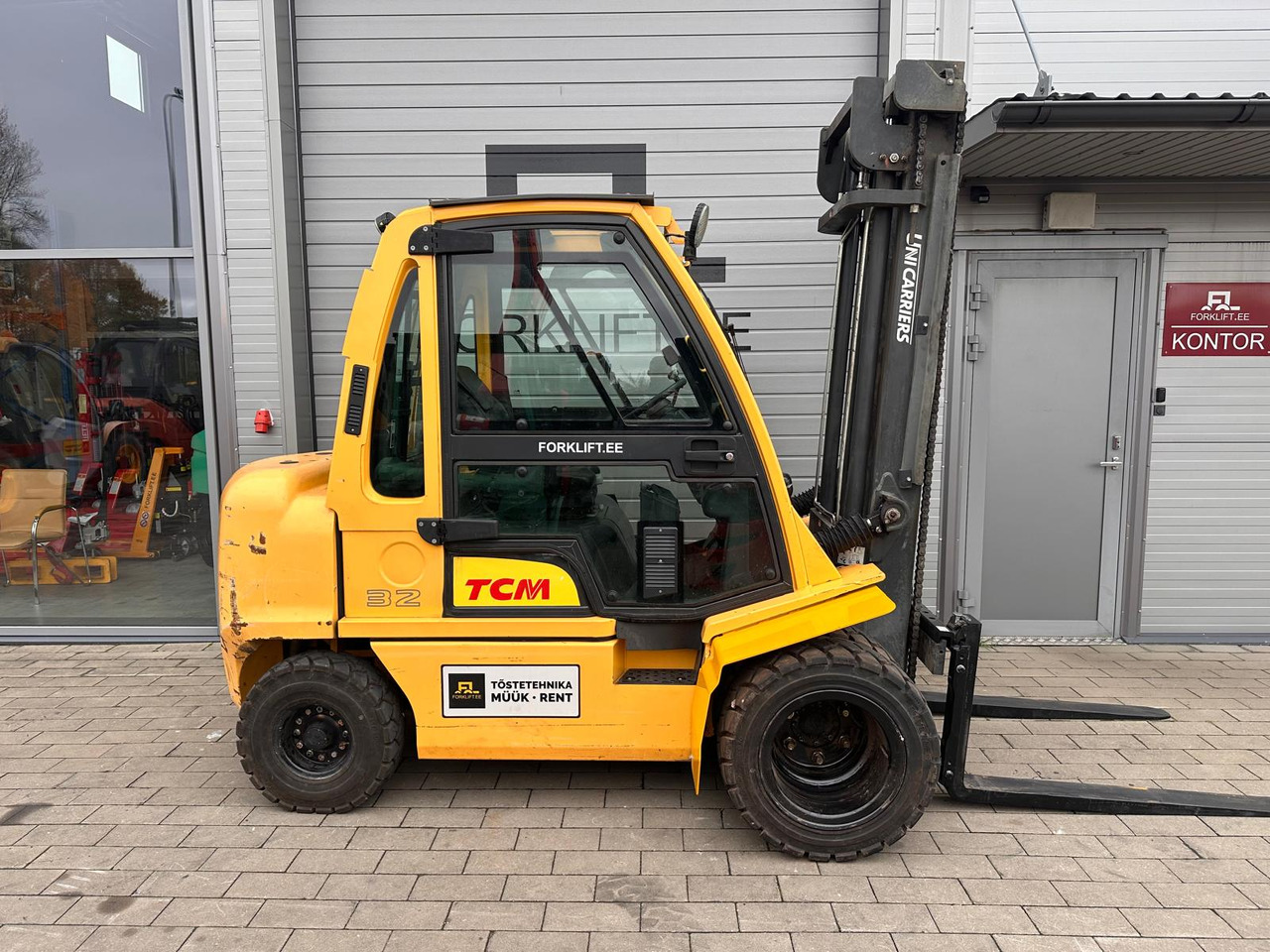TCM YG1D2A32H - Dízel targonca: 5 kép. TCM YG1D2A32H - Dízel targonca: 5 kép.