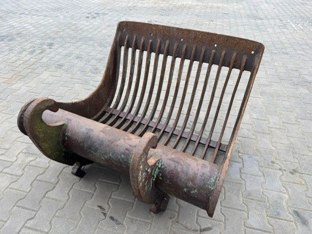 Beco Puinbak Skeleton bucket CW30 - Kotró kanál: 3 kép. Beco Puinbak Skeleton bucket CW30 - Kotró kanál: 3 kép.