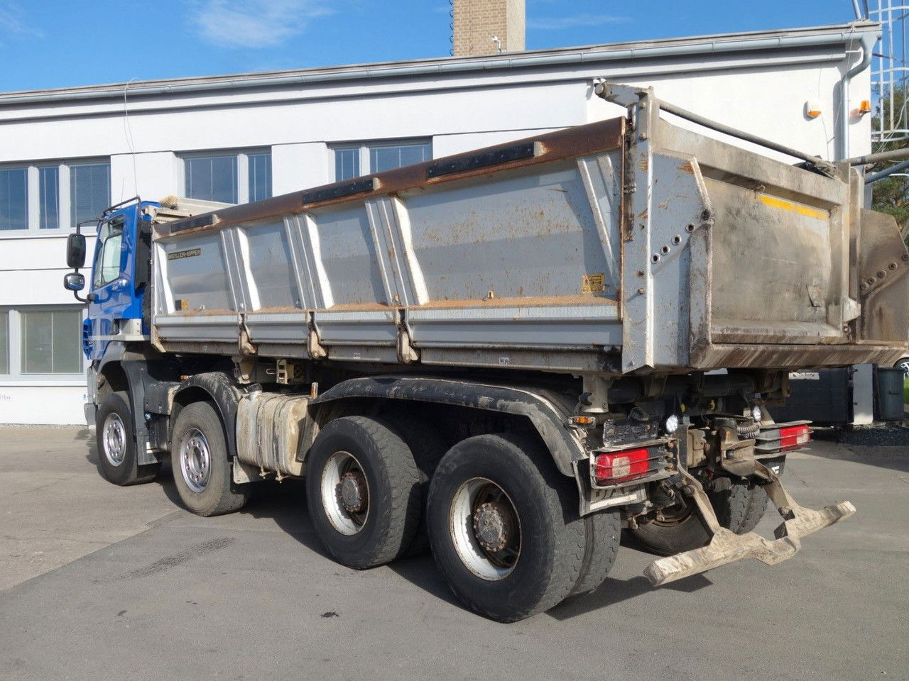 DAF CF 460 8x4, Meiller Kipper, Bordmatic - Billenőplatós teherautó: 4 kép. DAF CF 460 8x4, Meiller Kipper, Bordmatic - Billenőplatós teherautó: 4 kép.