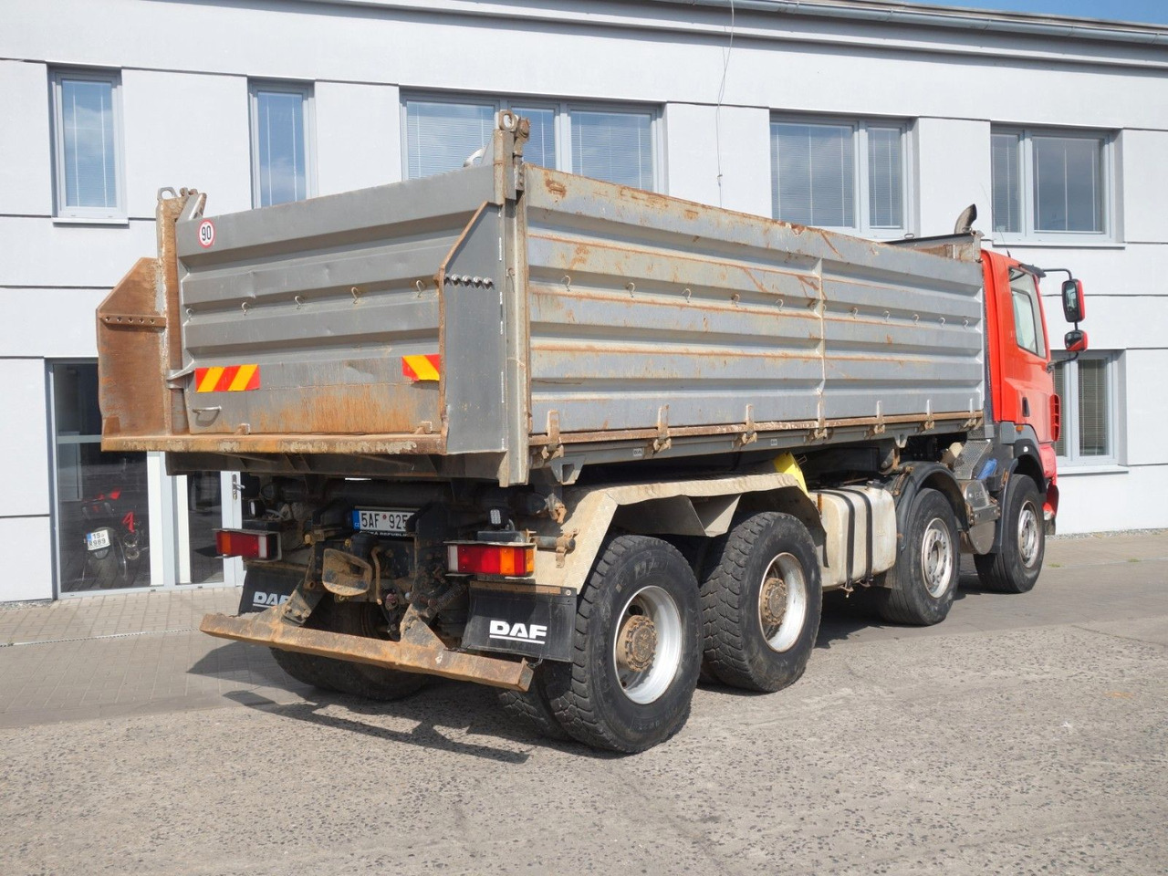 DAF CF85.410 8x4 mit Meiller - Billenőplatós teherautó: 5 kép. DAF CF85.410 8x4 mit Meiller - Billenőplatós teherautó: 5 kép.