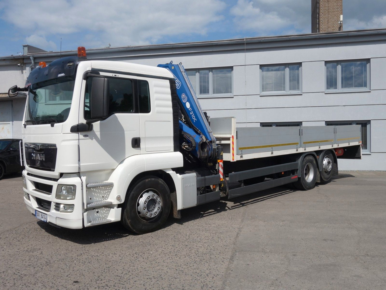 MAN TGS 26.360 FG 6x2 mit Fassi F210C - Darus autó: 1 kép. MAN TGS 26.360 FG 6x2 mit Fassi F210C - Darus autó: 1 kép.