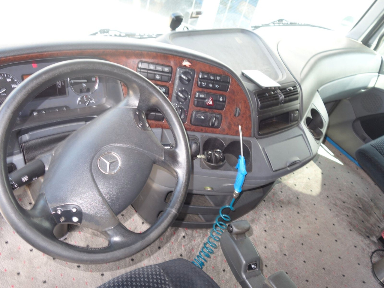 Autószállító teherautó Mercedes-Benz Actros 1846 mit Kässbohrer Metago/Vario: 20 kép.