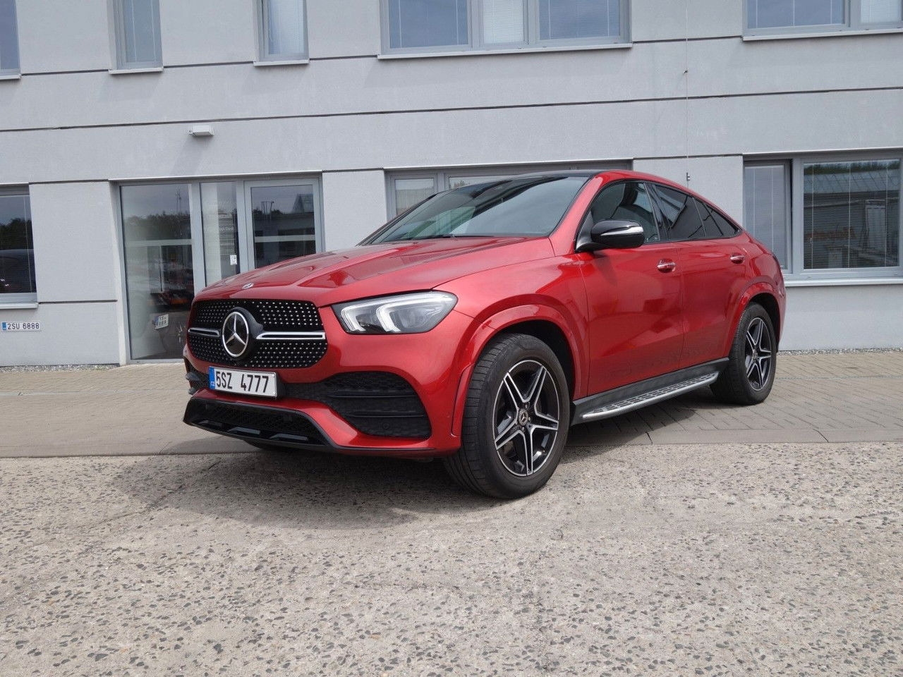 Mercedes-Benz GLE-klasse 400 d 4Matic Coupe Pano - Kupé: 1 kép. Mercedes-Benz GLE-klasse 400 d 4Matic Coupe Pano - Kupé: 1 kép.