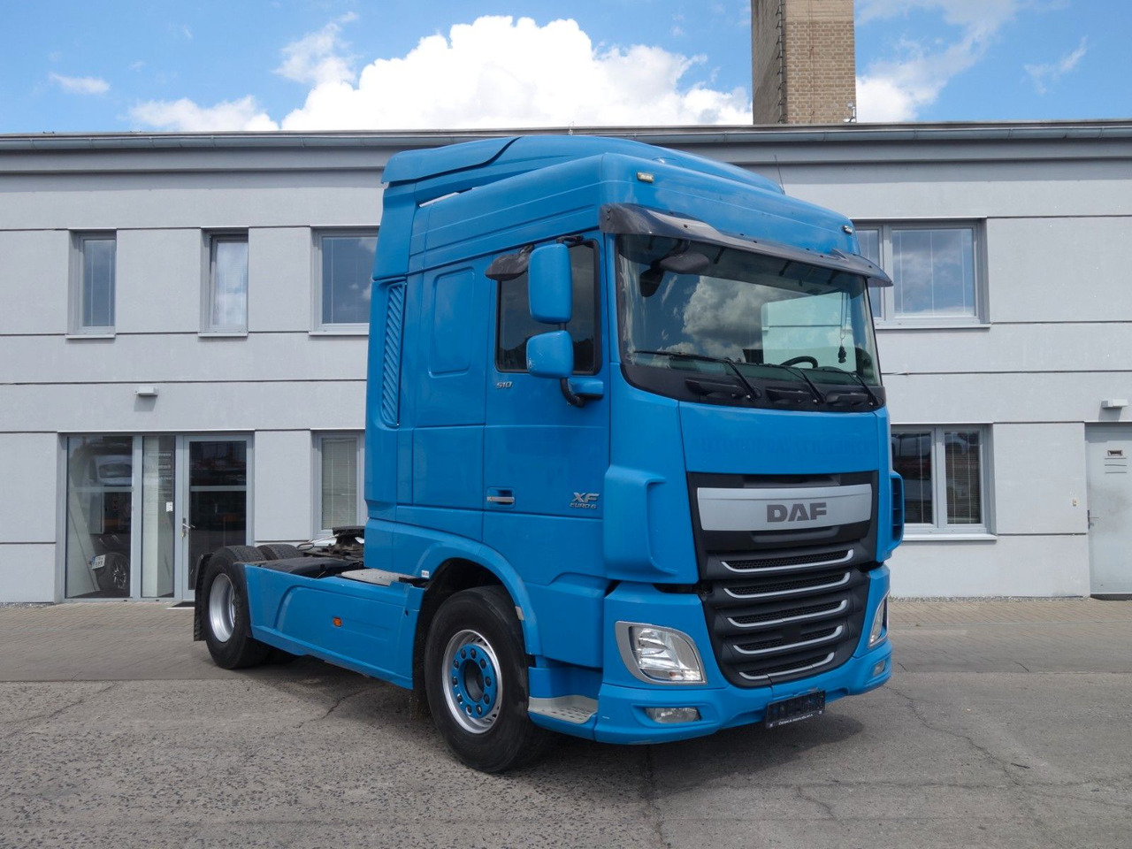 DAF XF 510 SC Standard, Retarder - Nyergesvontató: 3 kép. DAF XF 510 SC Standard, Retarder - Nyergesvontató: 3 kép.