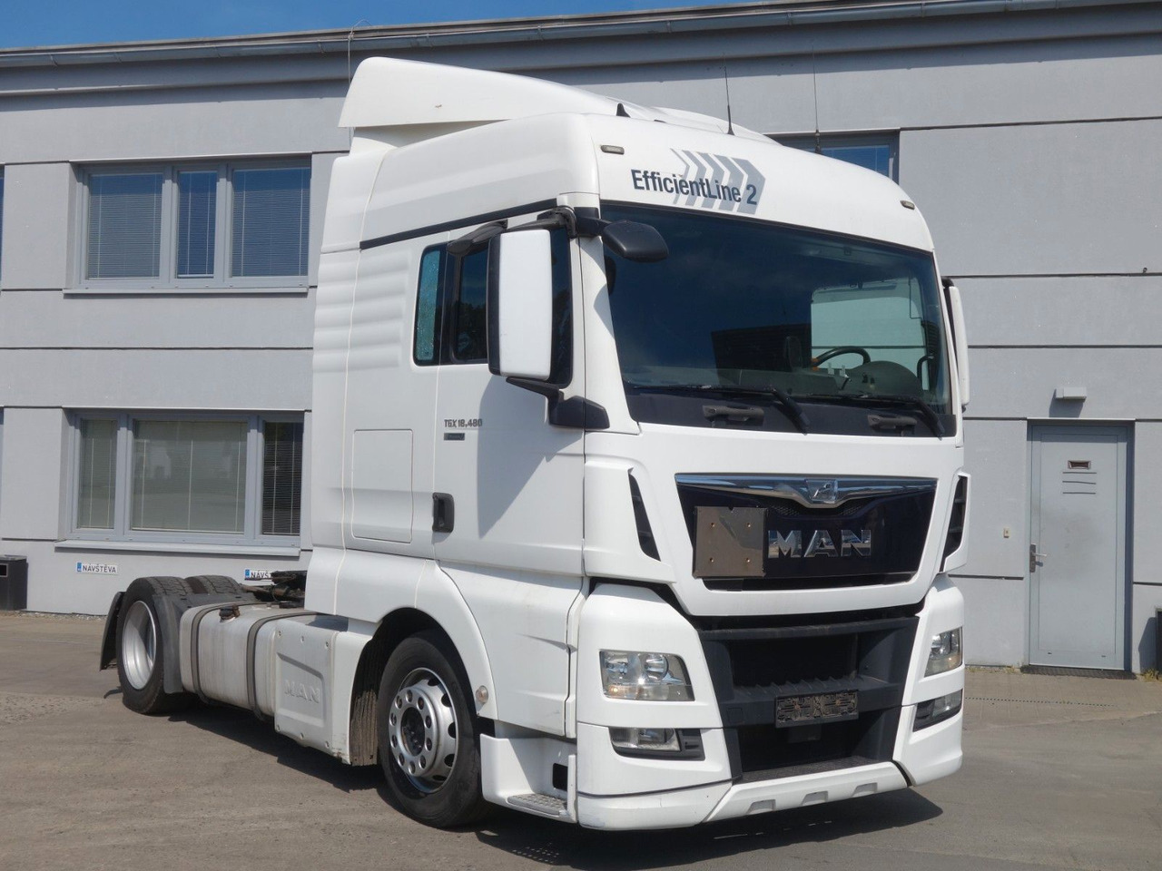 MAN TGX 18.480 XLX, E6, LD - Nyergesvontató: 3 kép. MAN TGX 18.480 XLX, E6, LD - Nyergesvontató: 3 kép.