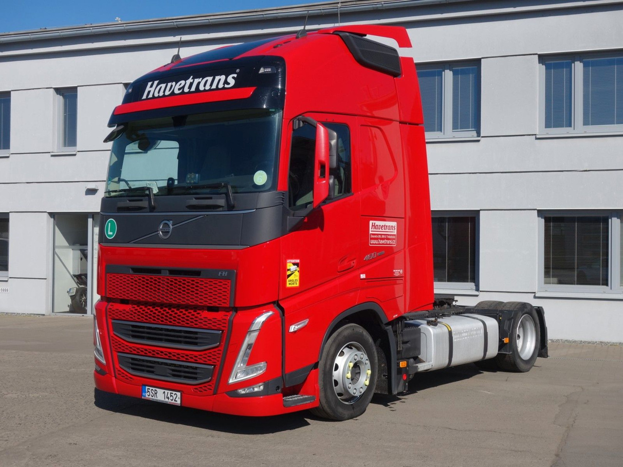Volvo FH 460XL,IParkCool, ISee,Full LED,Turbo Compound - Nyergesvontató: 1 kép. Volvo FH 460XL,IParkCool, ISee,Full LED,Turbo Compound - Nyergesvontató: 1 kép.