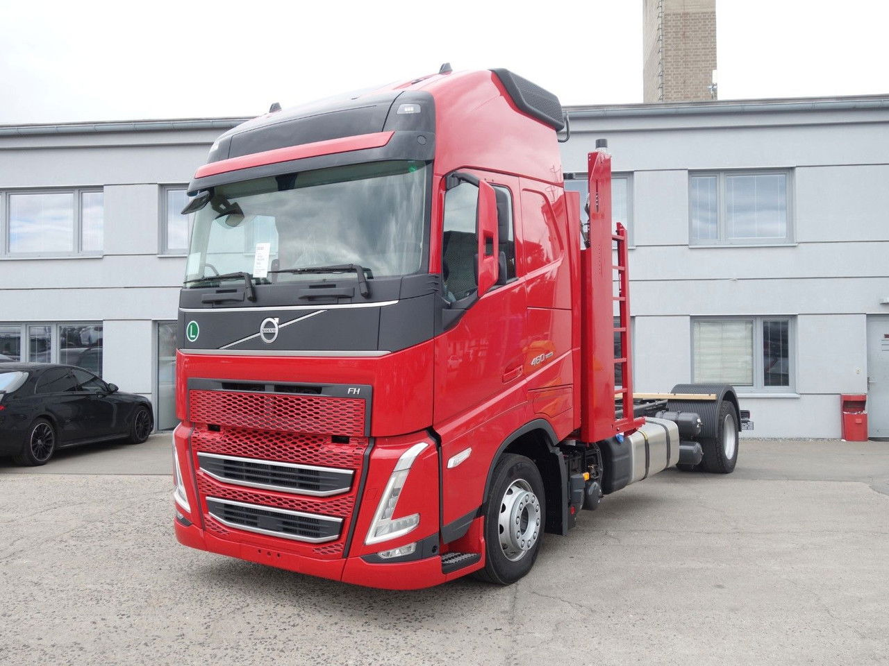 Volvo FH 13 XL 460 TC Neue fur Kassbohrer - Autószállító teherautó: 3 kép. Volvo FH 13 XL 460 TC Neue fur Kassbohrer - Autószállító teherautó: 3 kép.