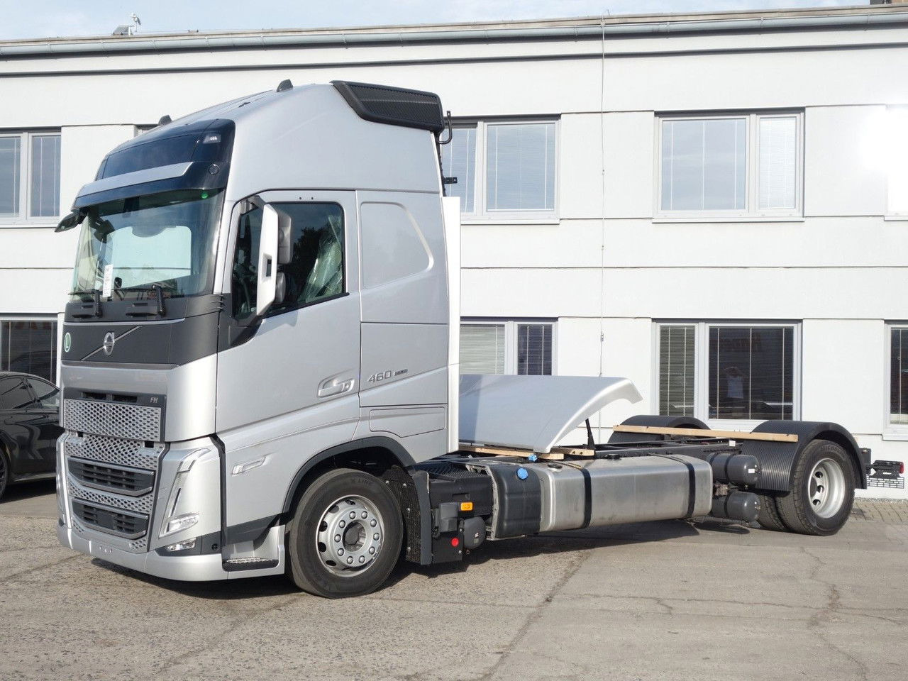 Volvo FH 13 XL 460 Turbo Compound Neue - Cserefelépítményes teherautó: 3 kép. Volvo FH 13 XL 460 Turbo Compound Neue - Cserefelépítményes teherautó: 3 kép.