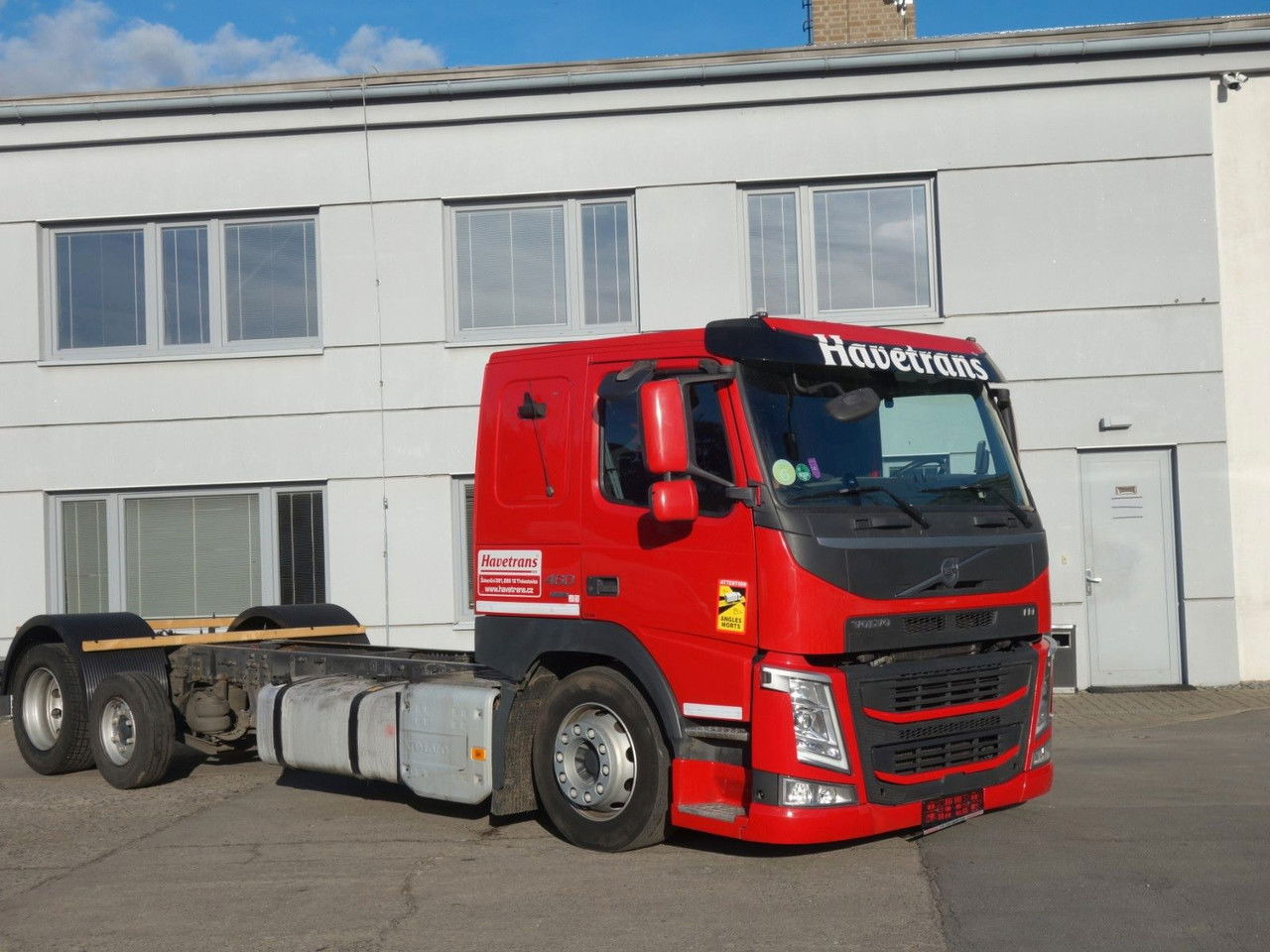 Volvo FM 460 6x2 Fahrgestell für Autotransporter - Alvaz teherautó: 3 kép. Volvo FM 460 6x2 Fahrgestell für Autotransporter - Alvaz teherautó: 3 kép.