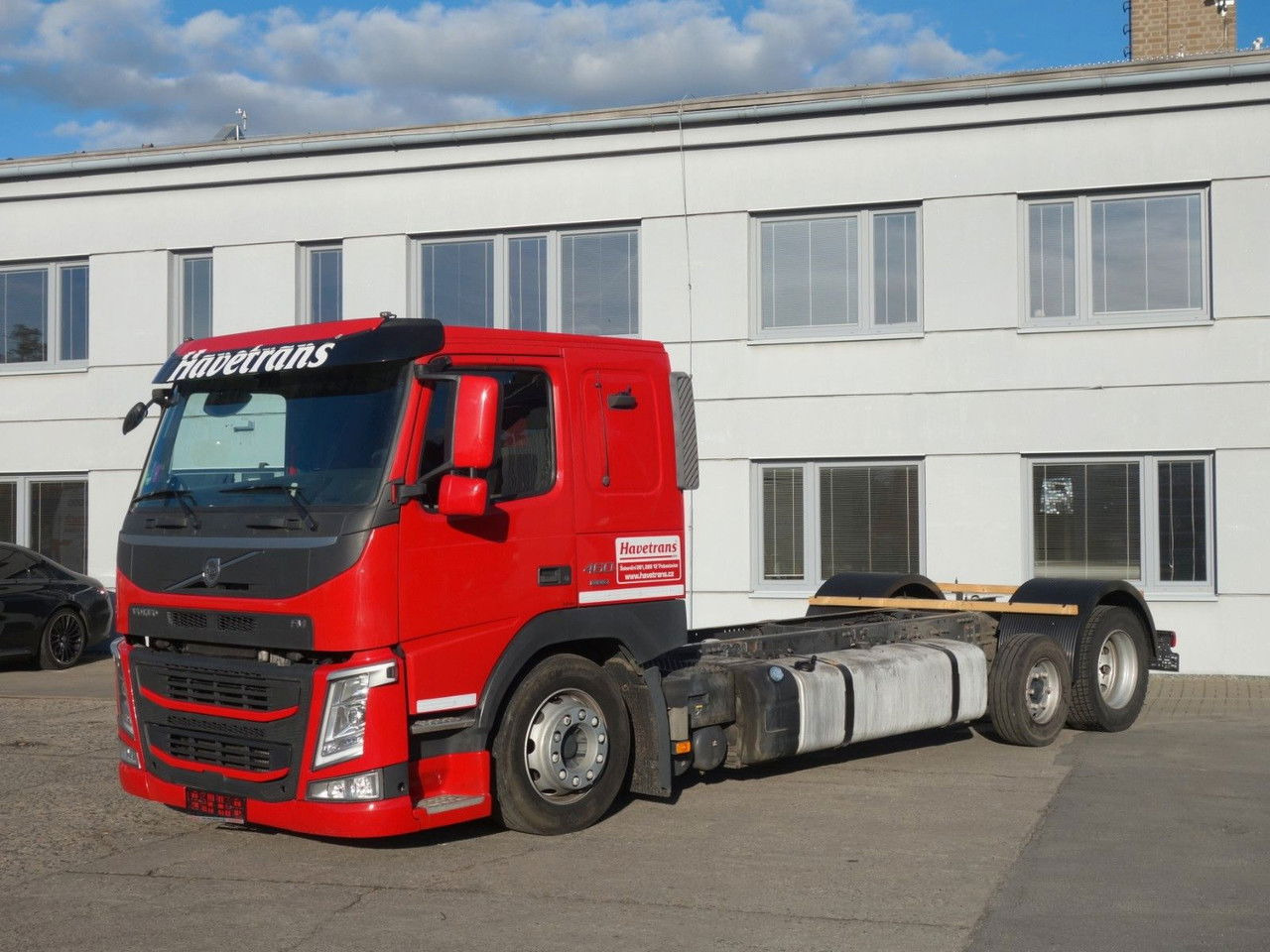 Volvo FM 460 6x2 Fahrgestell für Autotransporter - Autószállító teherautó: 1 kép. Volvo FM 460 6x2 Fahrgestell für Autotransporter - Autószállító teherautó: 1 kép.