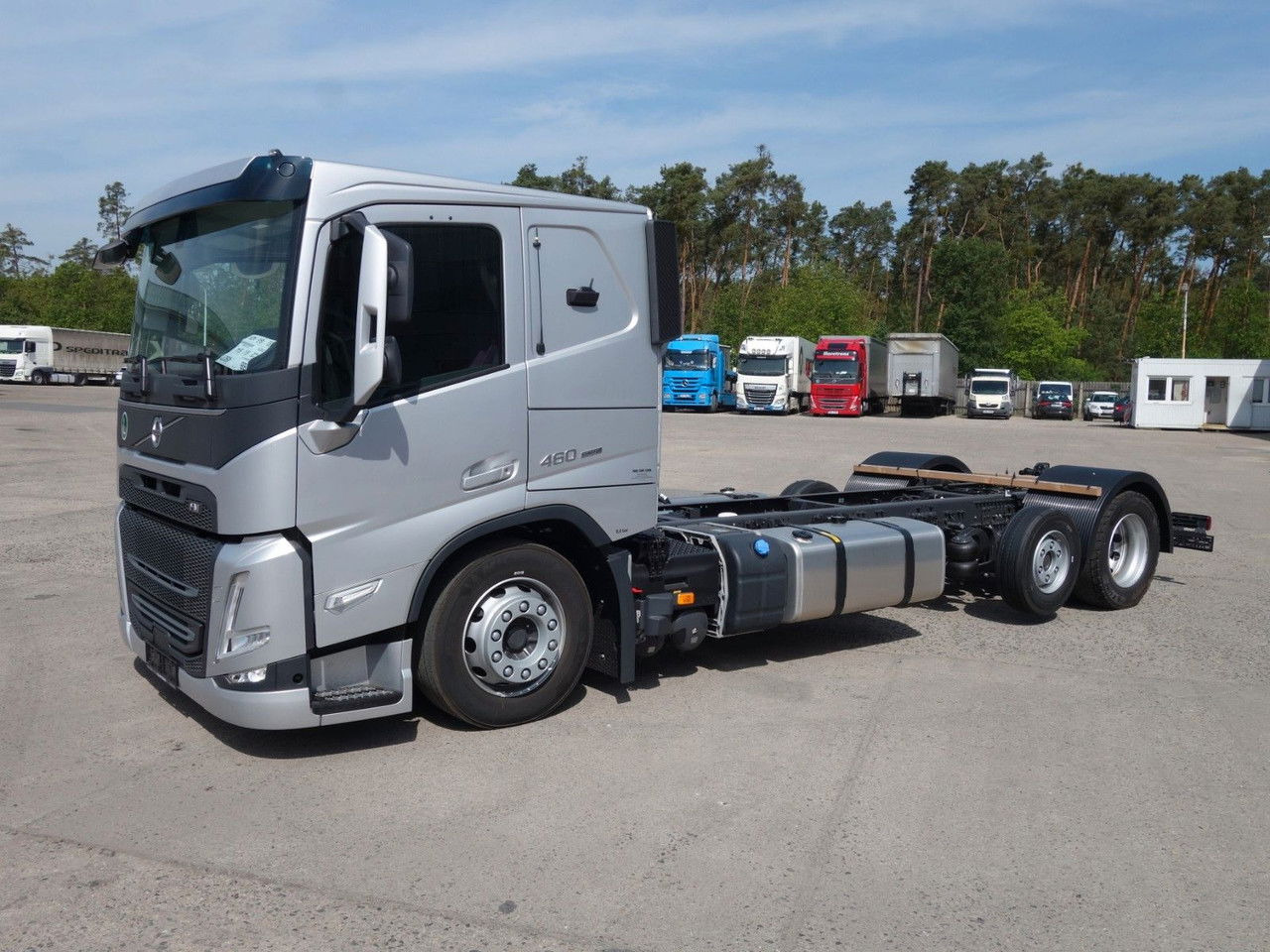 Volvo FM 460 FM13 6x2 Neue RTO , Kassbohrer, Rolfo, Rimo - Alvaz teherautó: 2 kép. Volvo FM 460 FM13 6x2 Neue RTO , Kassbohrer, Rolfo, Rimo - Alvaz teherautó: 2 kép.