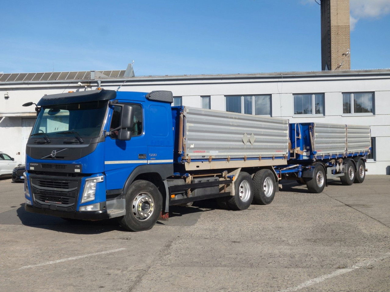 Volvo FM 500 6x4, Dreiseitenkipper Schwarzmüller - Billenőplatós teherautó: 4 kép. Volvo FM 500 6x4, Dreiseitenkipper Schwarzmüller - Billenőplatós teherautó: 4 kép.