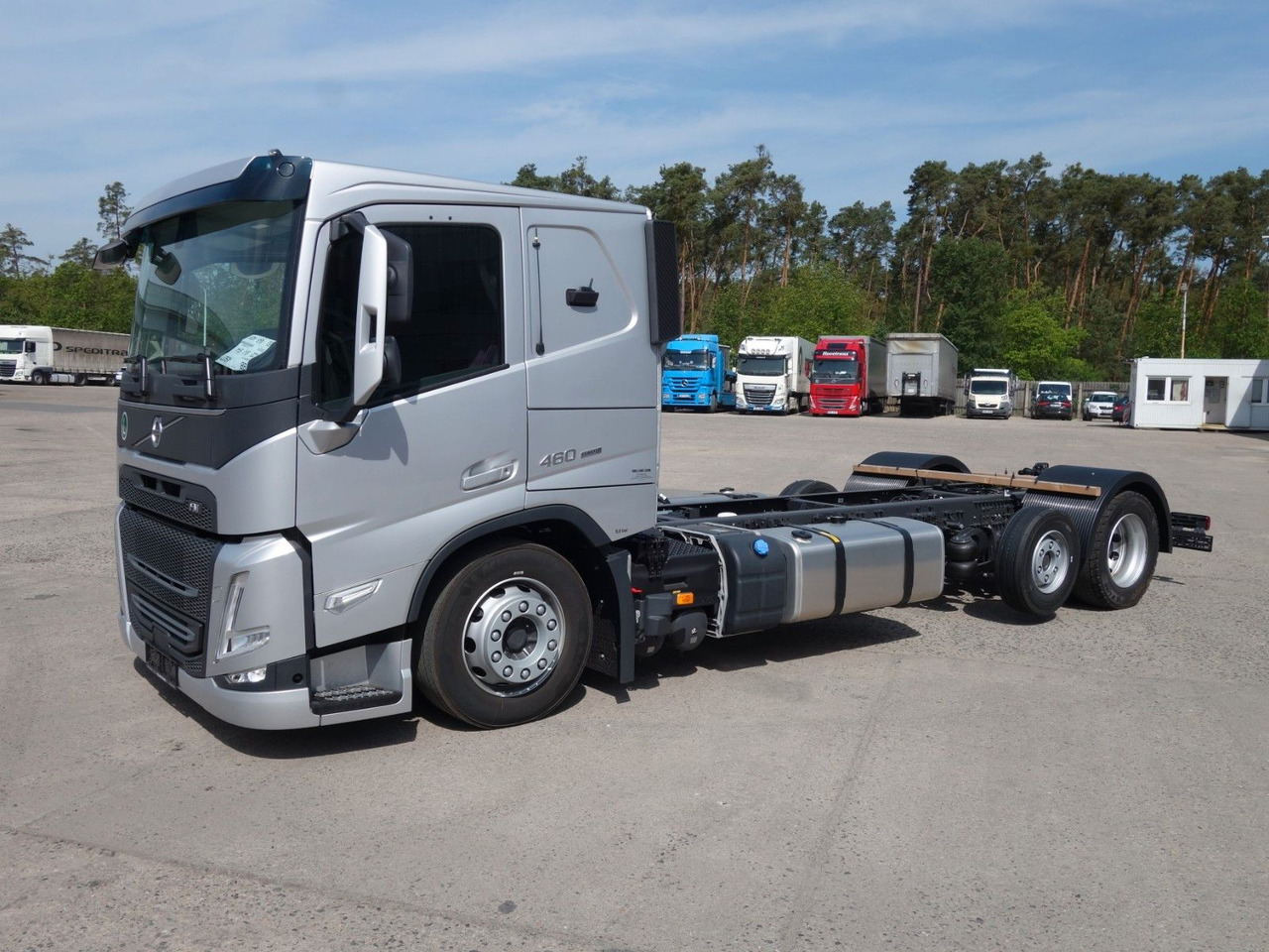 Volvo FM13 460 6x2 Neue RTO , Kassbohrer, Rolfo, Rimo - Alvaz teherautó: 2 kép. Volvo FM13 460 6x2 Neue RTO , Kassbohrer, Rolfo, Rimo - Alvaz teherautó: 2 kép.