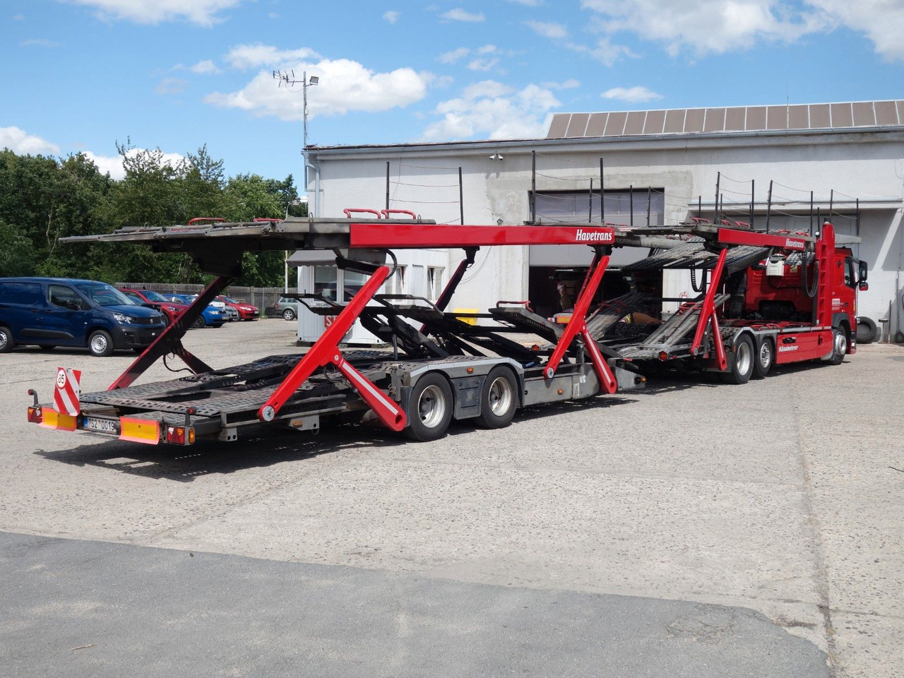 Volvo FM13 460 Kässbohrer 6x2 Supertrans / Supertrans - Autószállító teherautó: 3 kép. Volvo FM13 460 Kässbohrer 6x2 Supertrans / Supertrans - Autószállító teherautó: 3 kép.
