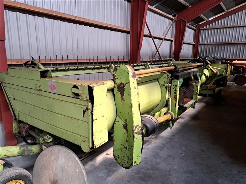 Fortschritt HELSÆDSBORD - Szálastakarmány betakarítás gépei: 2 kép. Fortschritt HELSÆDSBORD - Szálastakarmány betakarítás gépei: 2 kép.