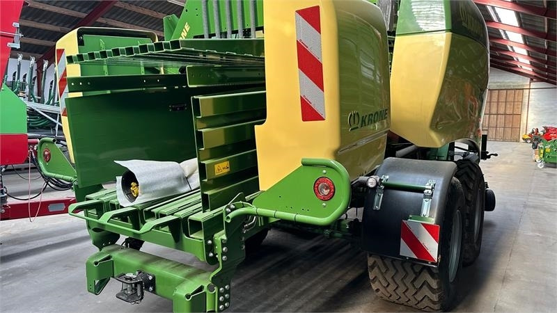 Krone Big Pack 1290 HDP II XC - Kocka bálázó: 5 kép. Krone Big Pack 1290 HDP II XC - Kocka bálázó: 5 kép.