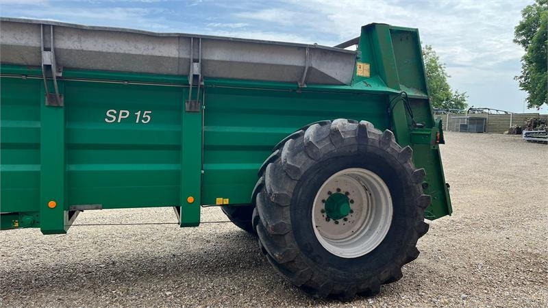 Samson SP 15 - Szervestrágyaszóró: 4 kép. Samson SP 15 - Szervestrágyaszóró: 4 kép.