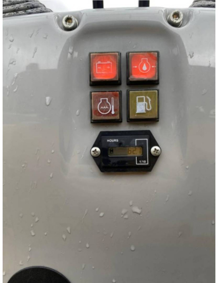 CAT 300.9D - Lánctalpas kotró: 4 kép. CAT 300.9D - Lánctalpas kotró: 4 kép.