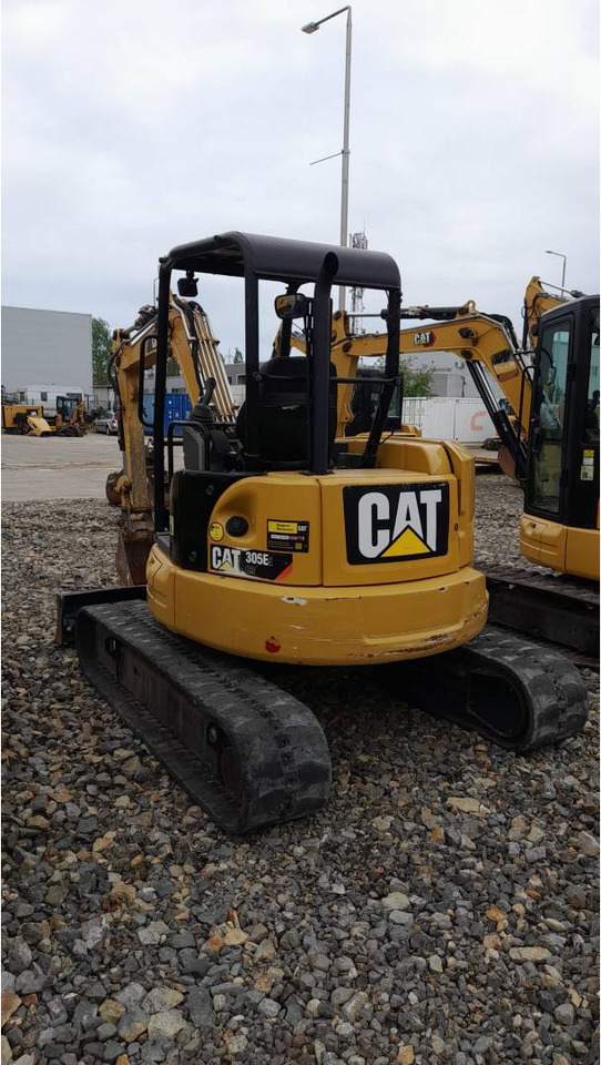 CAT 305E2CR - Lánctalpas kotró: 4 kép. CAT 305E2CR - Lánctalpas kotró: 4 kép.