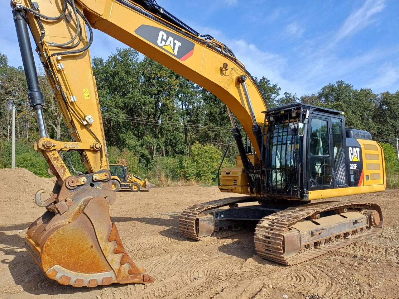 CAT 326FLN - Lánctalpas kotró: 1 kép. CAT 326FLN - Lánctalpas kotró: 1 kép.