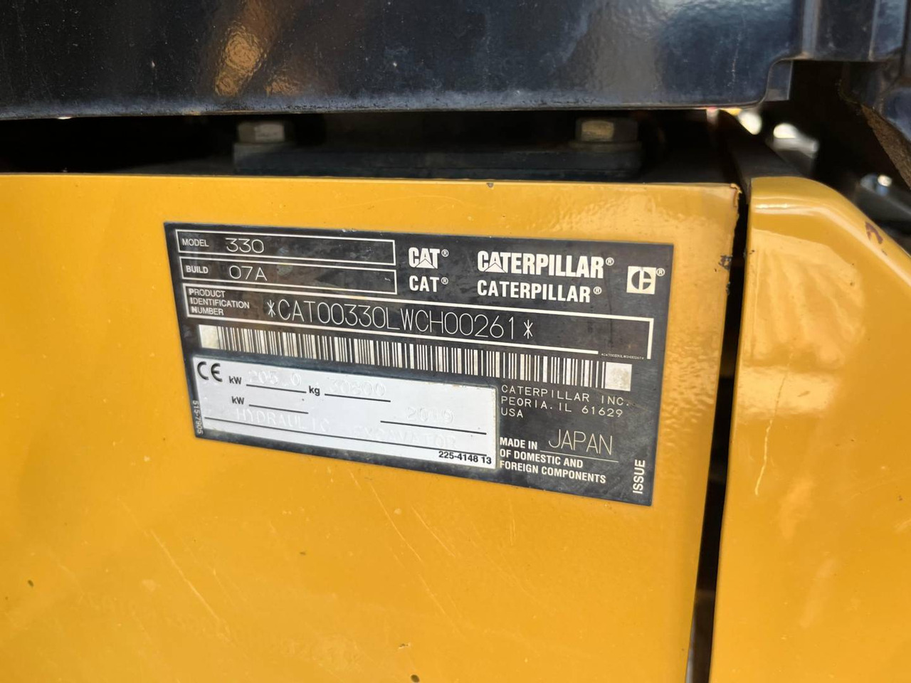 CAT 330-07 - Lánctalpas kotró: 5 kép. CAT 330-07 - Lánctalpas kotró: 5 kép.