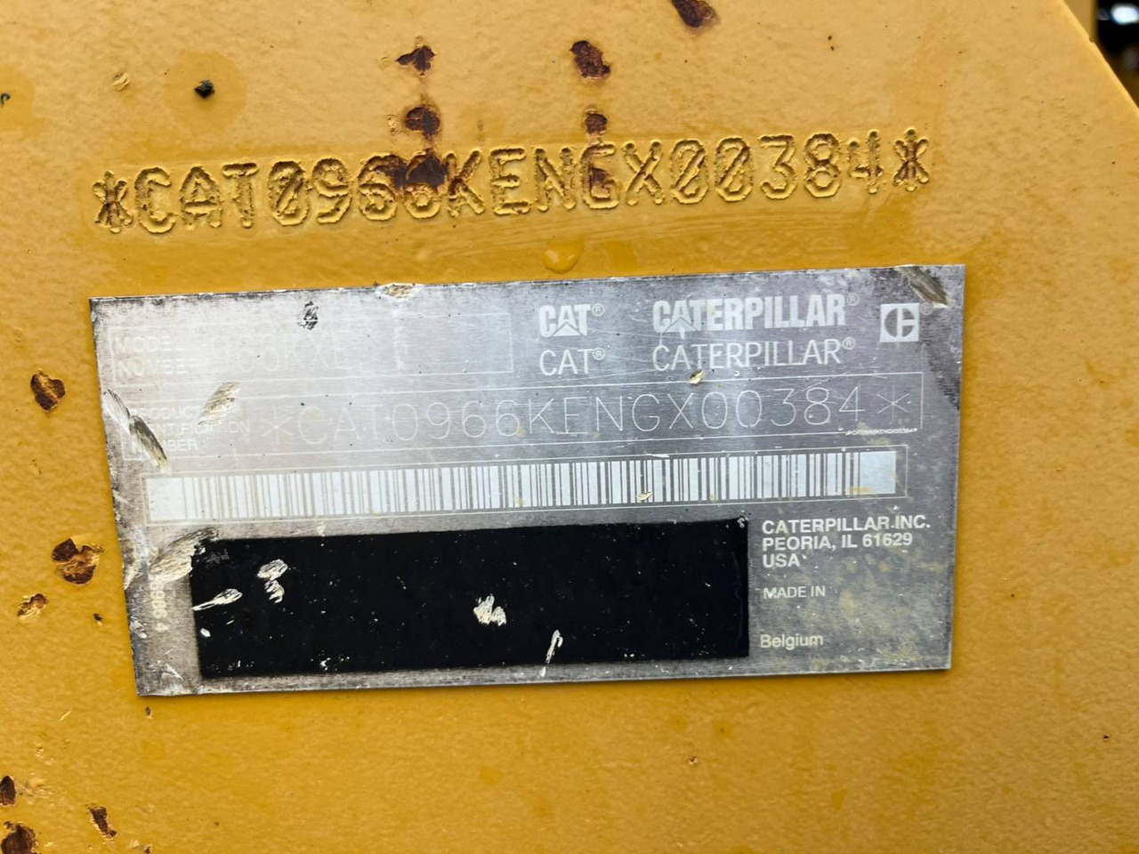 CAT 966KXE - Gumikerekes homlokrakodó: 5 kép. CAT 966KXE - Gumikerekes homlokrakodó: 5 kép.