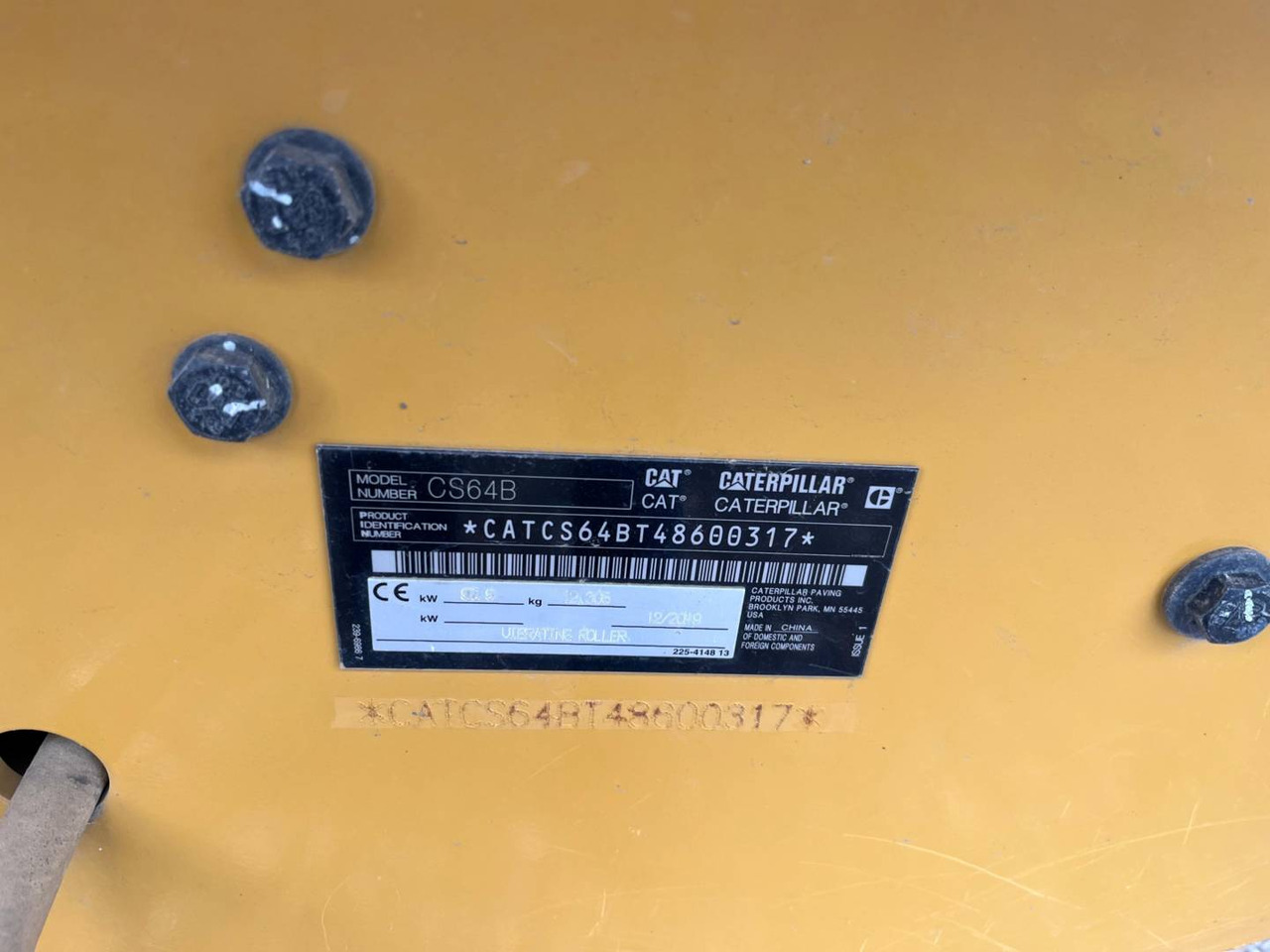 CAT CS64B - Talajtömörítő: 5 kép. CAT CS64B - Talajtömörítő: 5 kép.