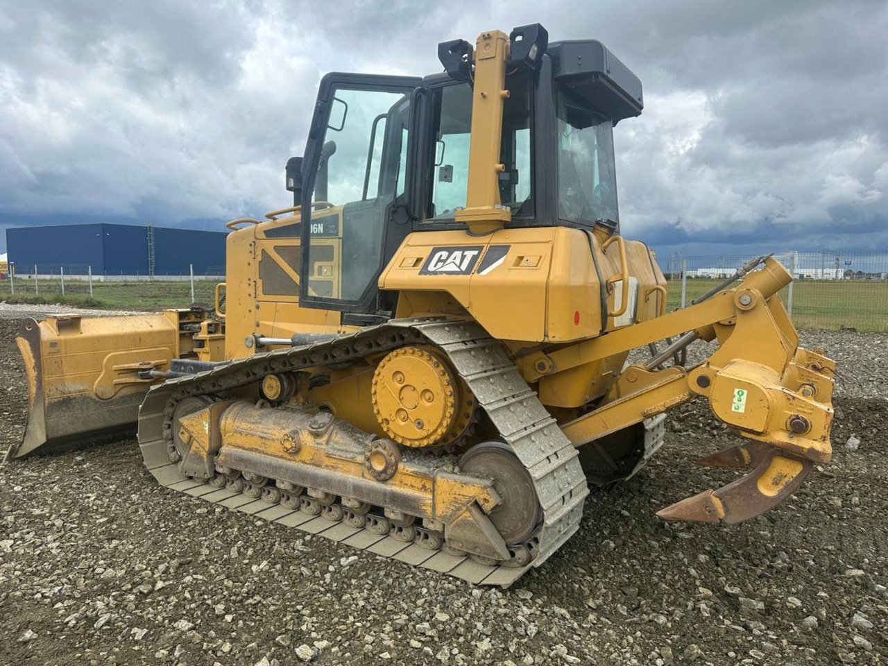 CAT D6NXL - Buldózer: 4 kép. CAT D6NXL - Buldózer: 4 kép.