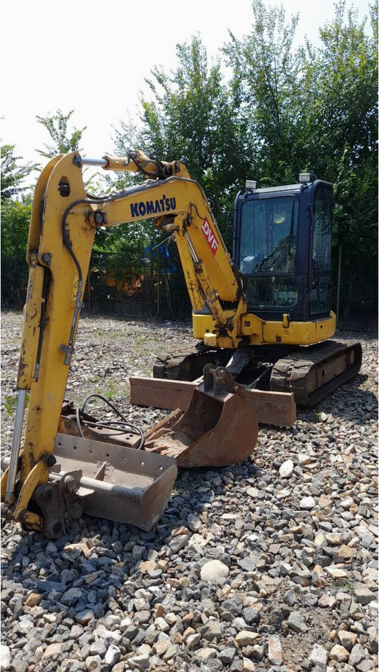 KOMATSU KOMATSU PC45MR - Minikotró: 1 kép. KOMATSU KOMATSU PC45MR - Minikotró: 1 kép.