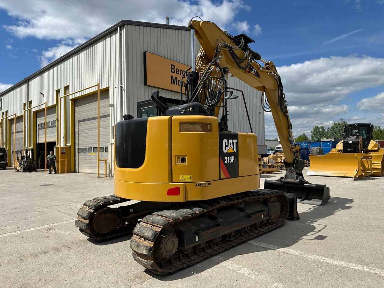 CAT 315FLCR - Lánctalpas kotró: 3 kép. CAT 315FLCR - Lánctalpas kotró: 3 kép.