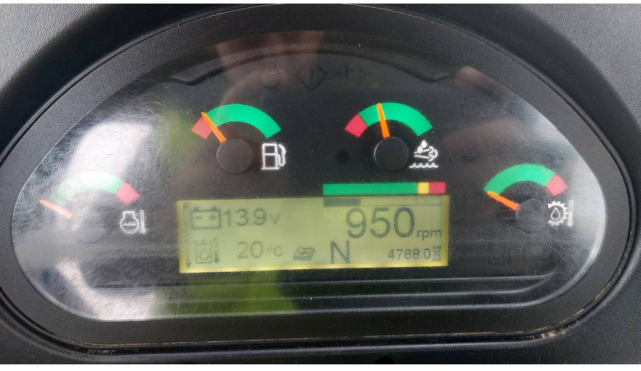 CAT 432F2 - Kotrórakodó: 5 kép. CAT 432F2 - Kotrórakodó: 5 kép.