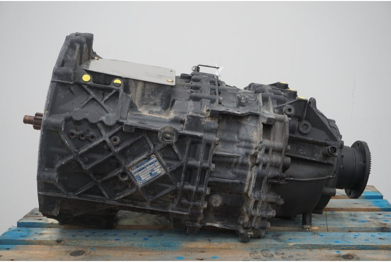 12AS2130DD TGX 81.32004-6257 ZF1353.030.012 - Sebességváltó - Teherautó: 1 kép. 12AS2130DD TGX 81.32004-6257 ZF1353.030.012 - Sebességváltó - Teherautó: 1 kép.