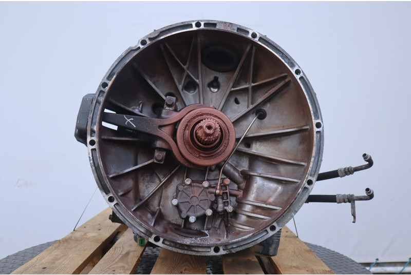 MAN 12+2GZ 2700DD 81.32004-6415 - Sebességváltó - Teherautó: 2 kép. MAN 12+2GZ 2700DD 81.32004-6415 - Sebességváltó - Teherautó: 2 kép.